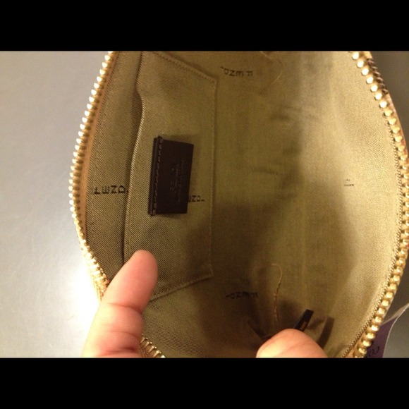 Authentic Fendi Small Shoulder Bag/ Clutch/ Pouch. - Picture 4 of 4