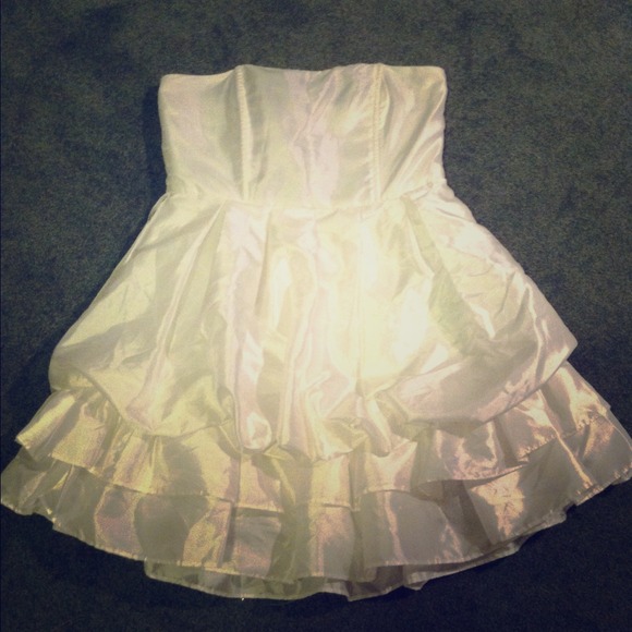 Cute Strapless Shiny White Dress