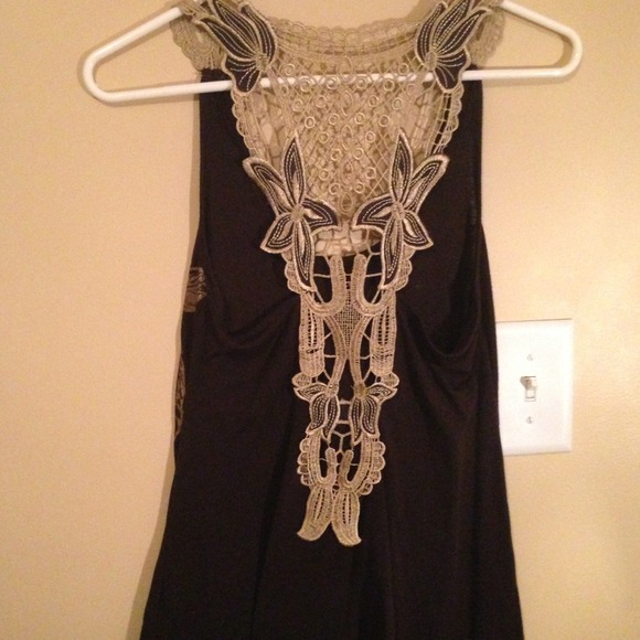 Brown/ Gold tank - Picture 2 of 4