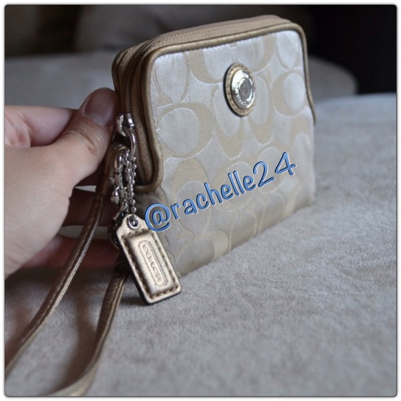 Authentic Coach Wallet - Picture 3 of 4