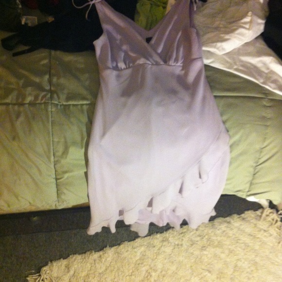 Lilac Hi-low dress. Recently Reduced $$ - Picture 2 of 3