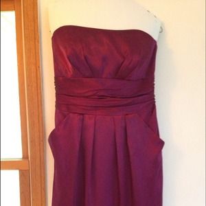 *REDUCED* David's Bridal sangria strapless dress