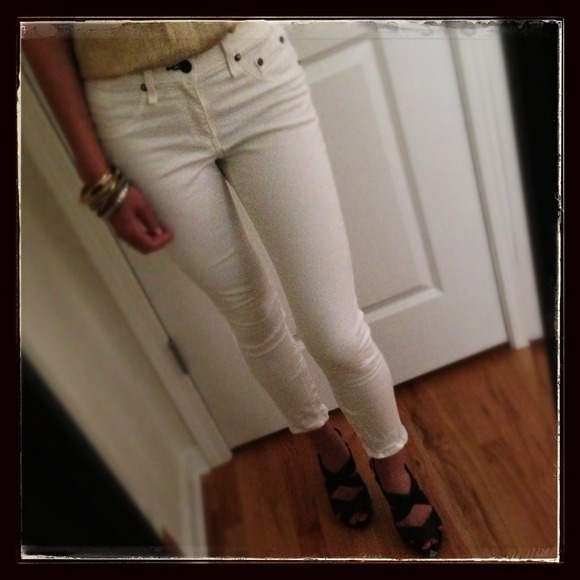 SOLD in bundle- Rag and Bone crop denim