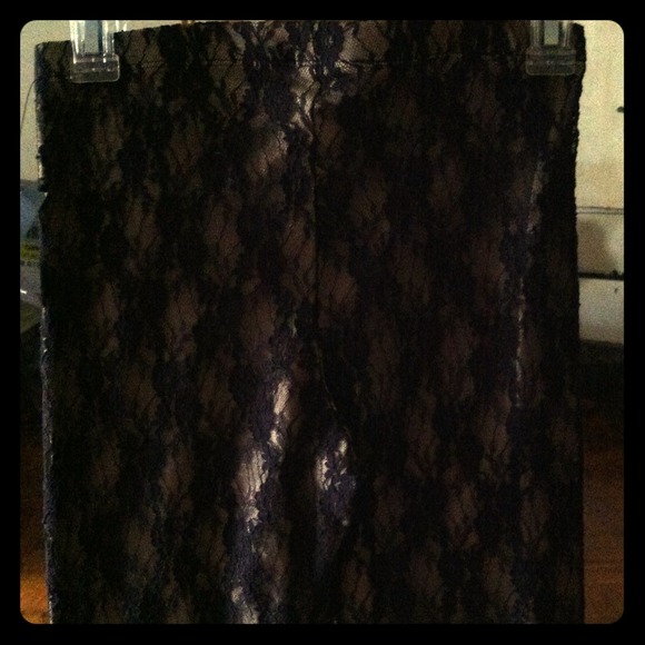 Sexy club nude lined black lace leggings M