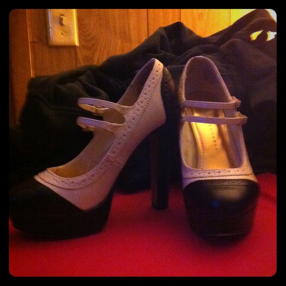 Platform Saddle Shoes