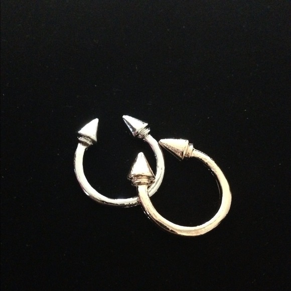 Point Blank rings