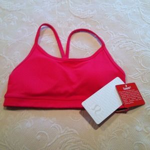 Lululemon flow y sports bra