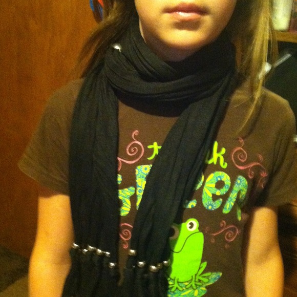 Black scarf