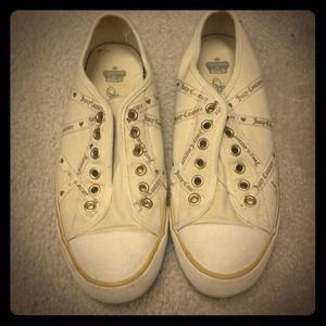 Juicy couture chucks