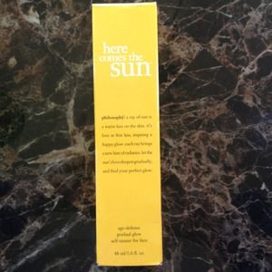 Philosophy Here Comes The Sun face tanner