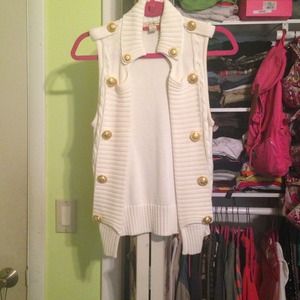 Awesome creme and gold sweater