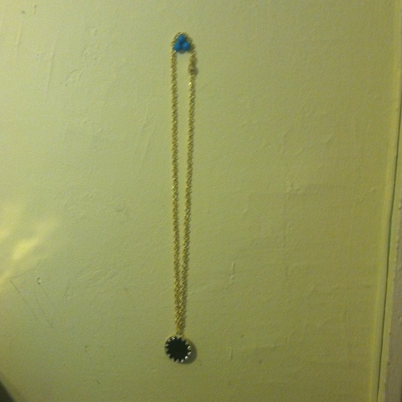 Long necklace - Picture 2 of 3