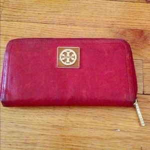 Used Authentic Tory Burch Wallet
