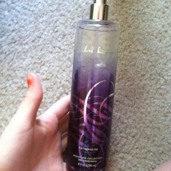 Dark kiss bath and body works body spray