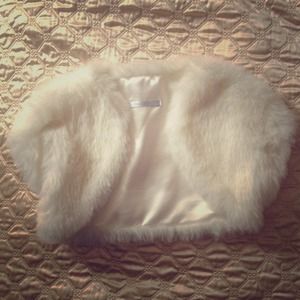 Faux Fur Shrug (White)