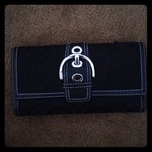GORGEOUS Coach checkbook wallet!!