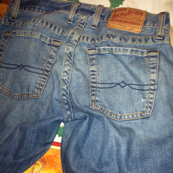 Lucky brand jeans newly worn - Picture 3 of 3