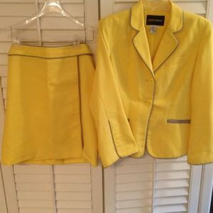 Jacket and skirt suit