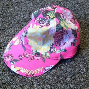 NWOT f21 floral hat