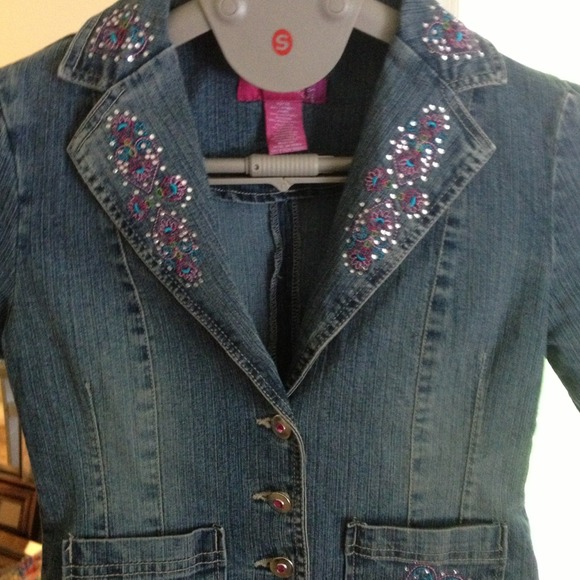 Girls 10/12 Embroidered and sequins denim jacket - Picture 1 of 4
