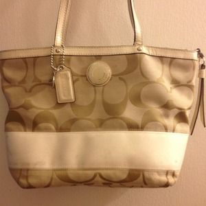 Authentic coach signature bag