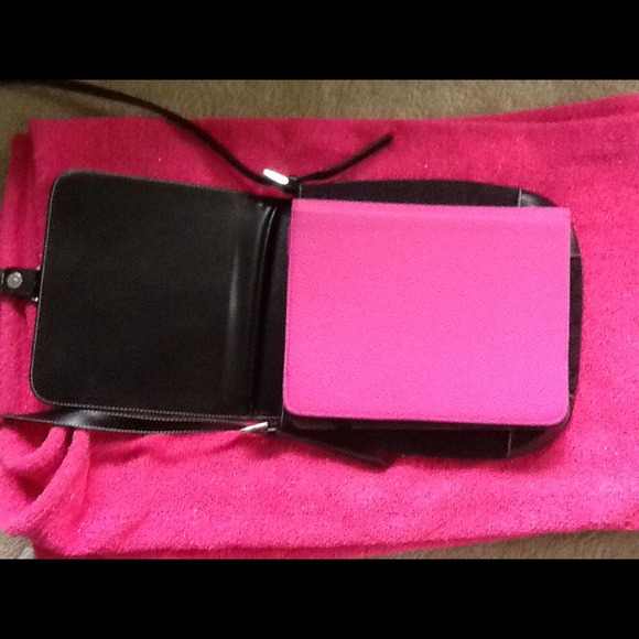 Additional photos for black cross body bag.