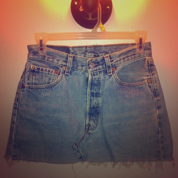 Levi's skirt
