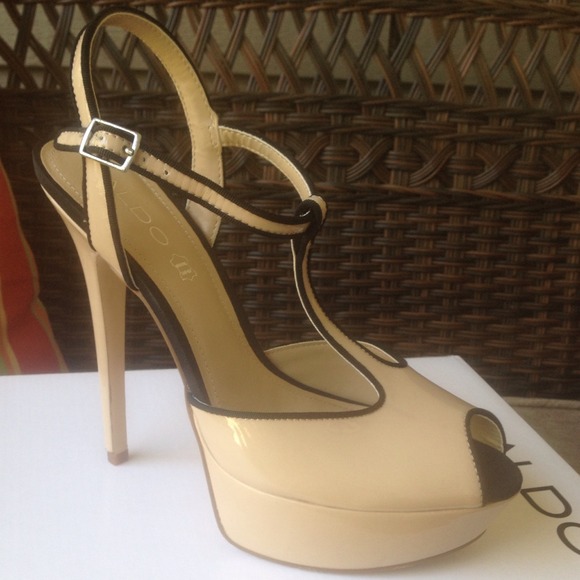 ALDO Detamble t-strap cream and black heels