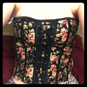 Flowered corset