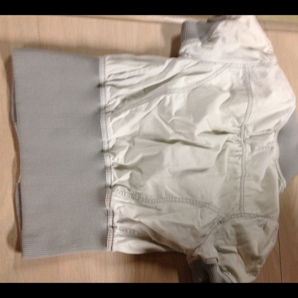 Light Grey Jacket - Picture 2 of 3
