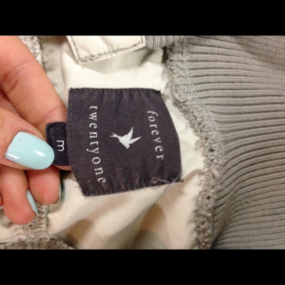 Light Grey Jacket - Picture 3 of 3