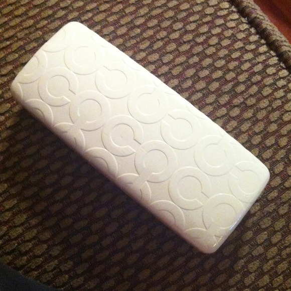 Authentic coach square glasses holder - Picture 2 of 2