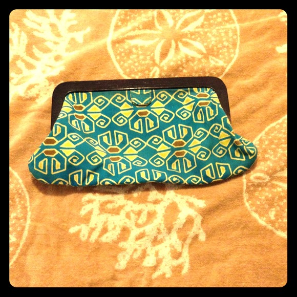 Lulu clutch