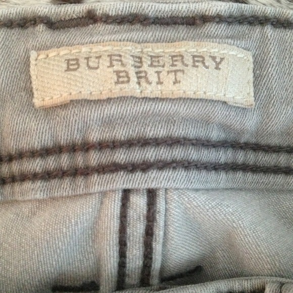 🚫SOLD🚫Burberry Brit Skinny Jeans