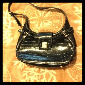 Black textured shoulder purse