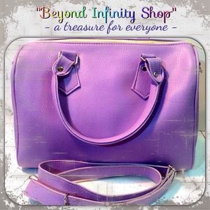 🚫Sold in a bundle🚫Flash Sale!!🌺Gorgeous bag🌺