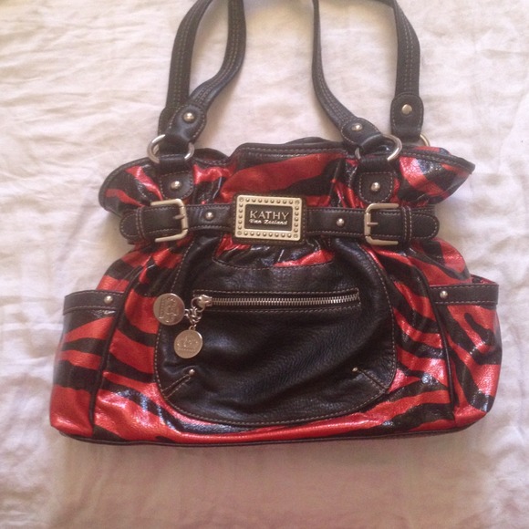 Kathy van zeeland zebra and red bag