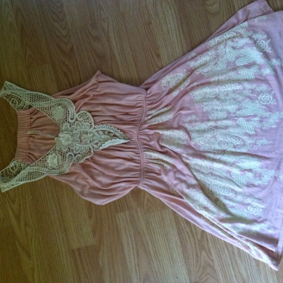 Pink boho tank - Picture 1 of 4