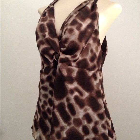 Worthington made sleeveless top - Picture 3 of 4