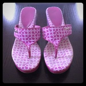 ::RESERVED BUNSO27:: Fuchsia Coach Wedges