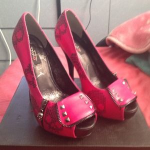 ON HOLD❌ Iron fist Ruff Rider pink platform heels