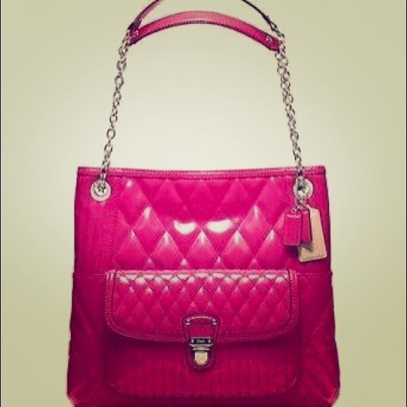 🎀SOLD🎀 Coach Poppy Liquid Gloss Slim Tote