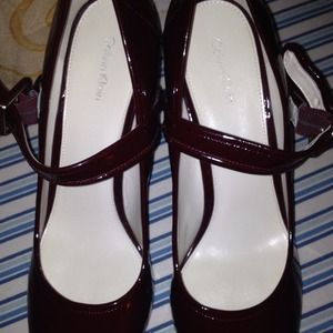👠👠👠 Calvin Klein patent leather burgundy shoes