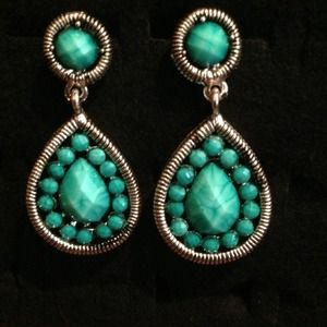 Fashion earrings- FREE WITH ANY PURCHASE