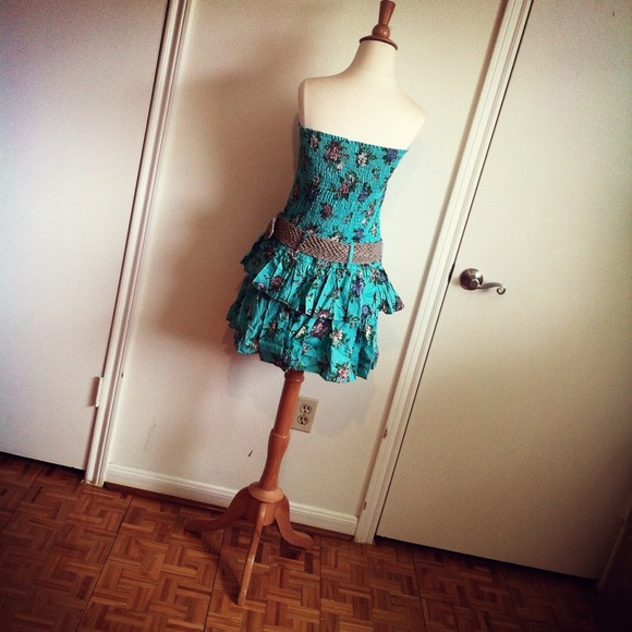 S O L D - Picture 4 of 5