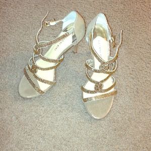 Gold Gianni Bini heels! Worn once!