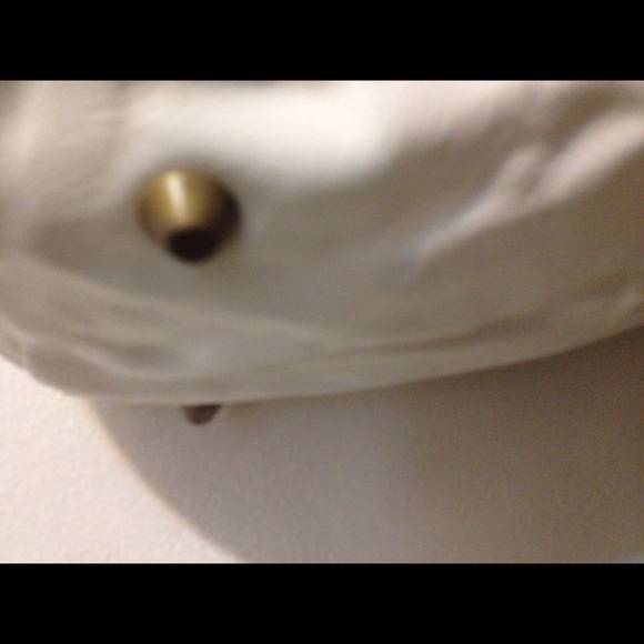 White handbag - Picture 2 of 4