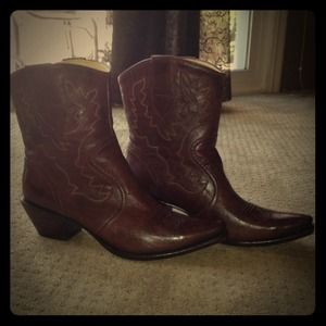 🎉Host Pick 8/10🎉 Lucchese's Charlie Horse Boots