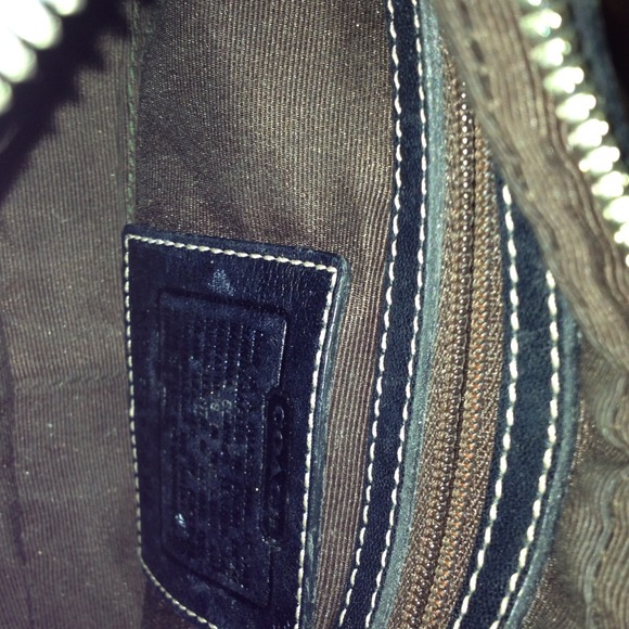 Handbag - Picture 2 of 3