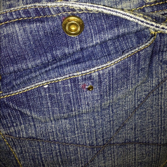 Mini skirt - Picture 3 of 3